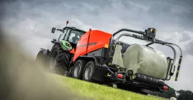 Combiné presse-enrubanneuse FBP 3135 ISOBUS en action
