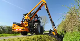 Photo de l'épareuse MULTI-LONGER GII 5757 SPA au travail