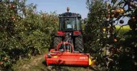 Photo du broyeur vignes et vergers SDS 150 KUHN au travail