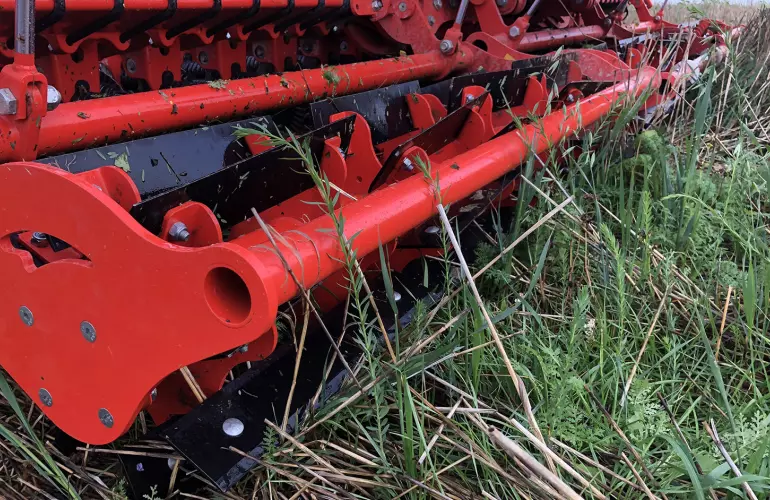 Photo de rouleau hacheur pour la destruction du couvert végétal ou de la culture intermédiaire