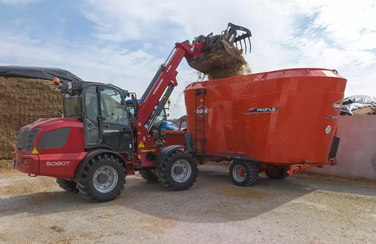 Mélangeuse PROFILE KUHN en action