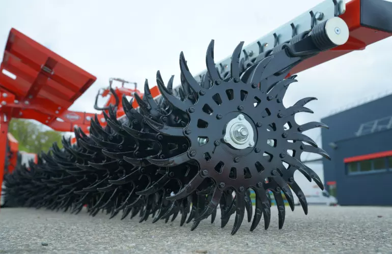 Roues étoilées houe rotative STARLINER