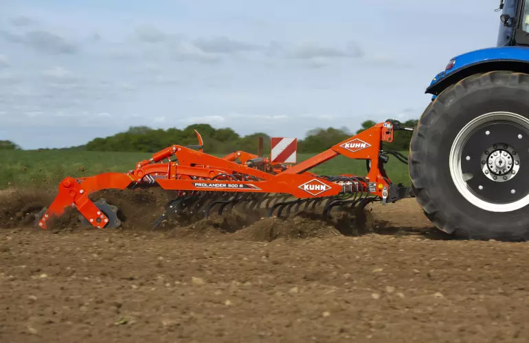 Cultivateur à dents vibrantes PROLANDER 500 R