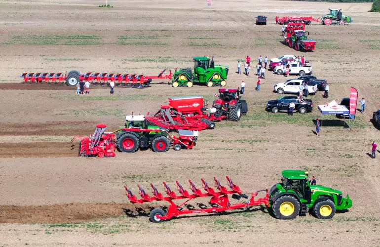 Practices during KUHN Crop Days