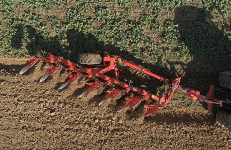 charrue portée VARI-LEADER KUHN