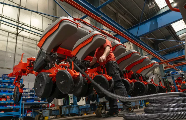 Semoir de précision assemblage semoirs
