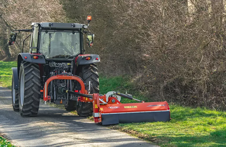 Broyeur polyvalent entretien du paysage TBE série 10 KUHN