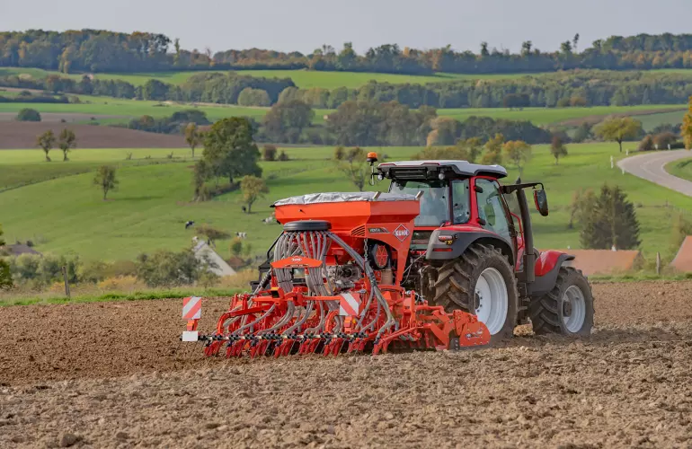 Combiné de semis VENTA 310 au travail