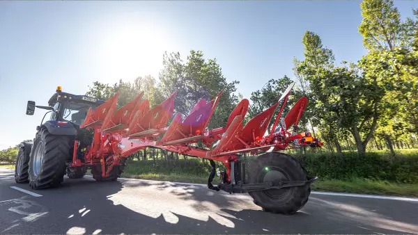 MASTER M at work in the field