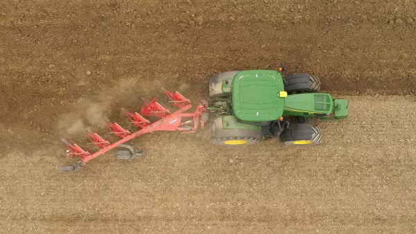 Charrue semi-portée MULTI LEADER XT