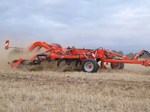 CULTIMER L 6000 au travail