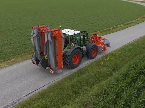 Vue au transport de la faucheuse GMD 15030