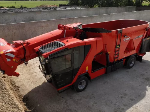 Nouvelle conception de fraise de la mélangeuse automotrice semi-autonome ANTEA