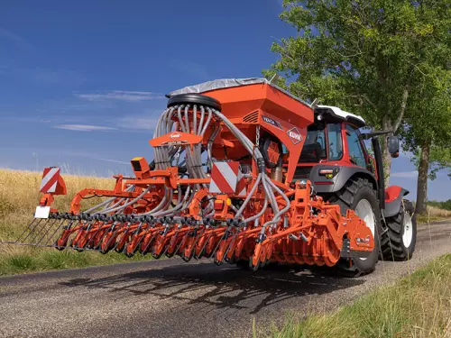 Semoir pneumatique intégré VENTA 310 au transport