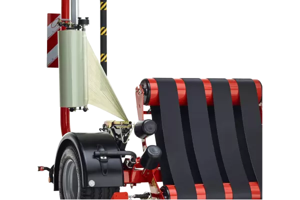 Le coupe-films réputé de type « ciseaux » maintient et coupe le film.