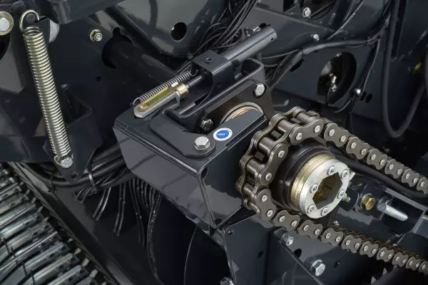 Débrayage hydraulique de l'entraînement du rotor.