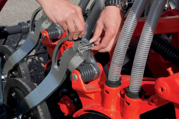 Réglages faciles du double disque semeur pour semoir traîné pour semis direct ou agriculture de conservation AUROCK