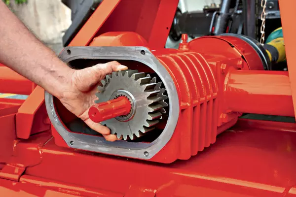 Conception simple et éprouvée de la fraise rotative EL BIOMULCH pour vous garantir une machine durable dans le temps