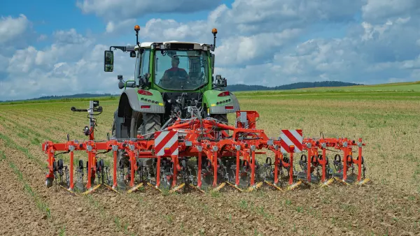 Photo des doigts bineurs de la bineuse ROWLINER