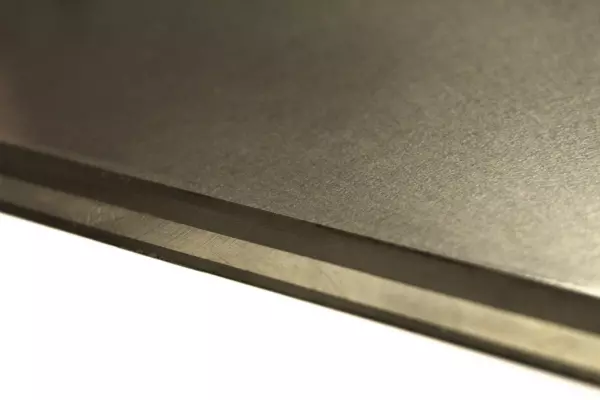 Les versoirs en TRIPLEX à couche inégales offrent la meilleure résistance à l'usure