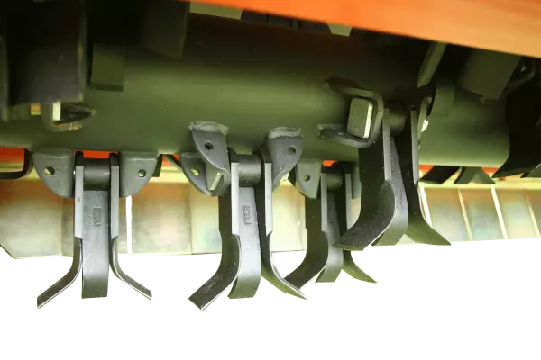 Les couteaux Y sur un broyeur RM 610 R pour tous les types de résidus