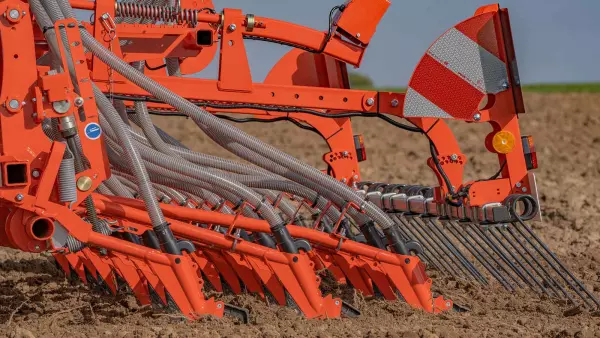 La barre de semis des semoirs de la gamme VENTA 100 a été allégée.