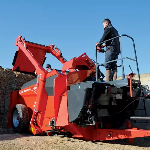 La passerelle permet le chargement de la machine dans le plus grand confort