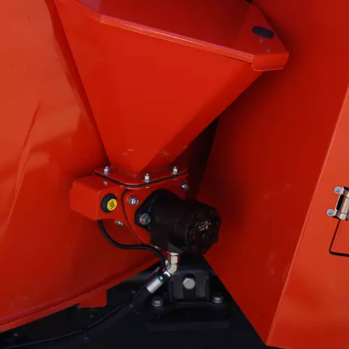 L'incorporateur à minéraux dispose d'une vis d'injection