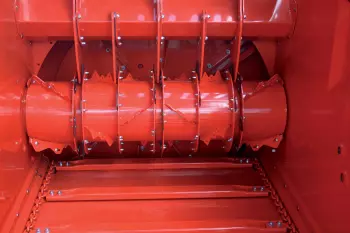 Démêleur tout fourrage sur Désileuse Pailleuse Distributrice ALTOR 5070 M