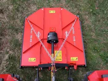 Le Broyeur à Axe Vertical BAV est facile à conduire grâce à sa forme trapézoïdale