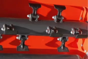 Excellent suivi du terrain grâce au positionnement du rouleau à proximité du rotor sur la gamme BE 10