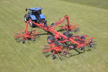 L'entrainement 100% hydraulique des rotors avec une seule transmission permet de gagner en temps de maintenance