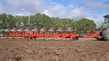 MULTI-LEADER-XT_Ploughing_modular.jpg