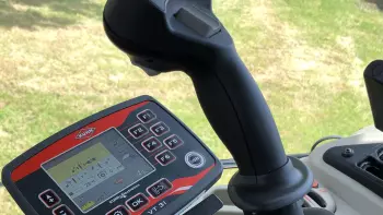 Photo de la commande électrique proportionnelle EP de l'épareuse POLY-LONGER