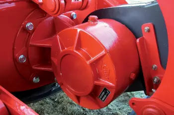 Boîtier 120 ch sur les Faucheuses d'Accotement SPRING-LONGER Série 80 pour une vitesse de travail importante