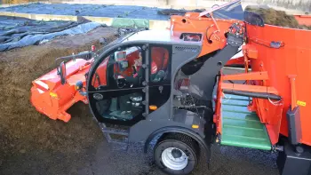 Résultats au désilage incomparables pour les mélangeuses automotrices KUHN SPW Intense