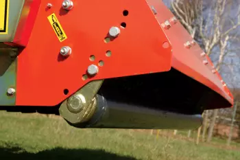 Photo en gros plan du rouleau de 90 mm de diamètre pour l'entretien des espaces verts