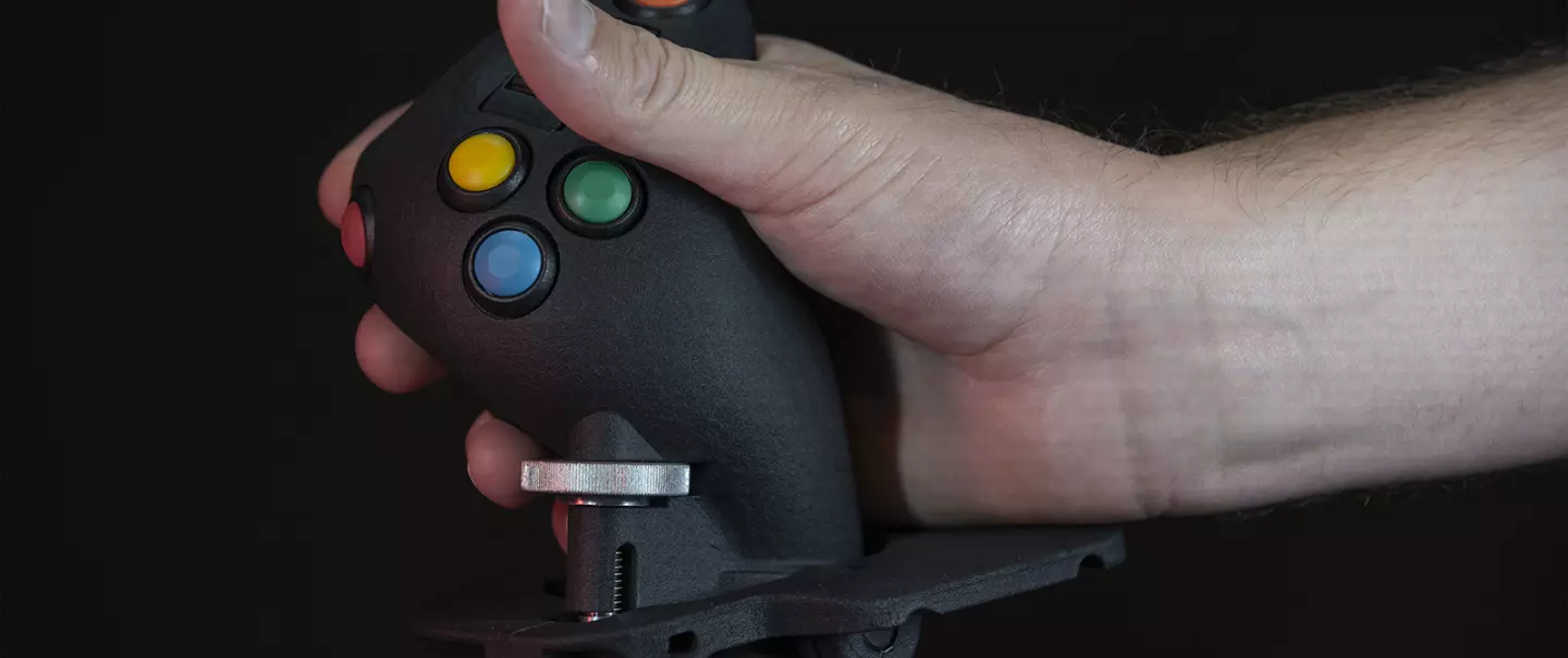 La commande INTUITIV', un design conçue spécifiquement pour les faucheuses débroussailleuses