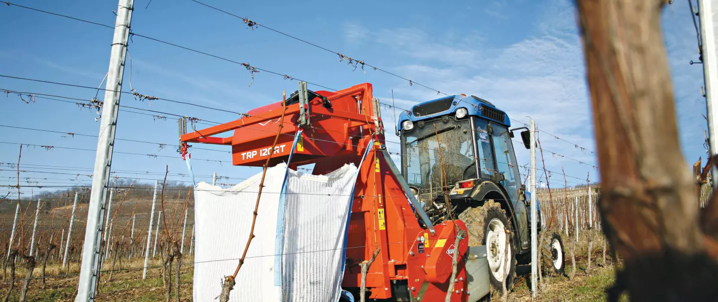 Une manutention facilitée par le mât téléscopique du TRP 120 RT