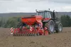 Combiné de semis avec semoir pneumatique VENTA 3030 et cultivateur à disques CD 3020 au travail